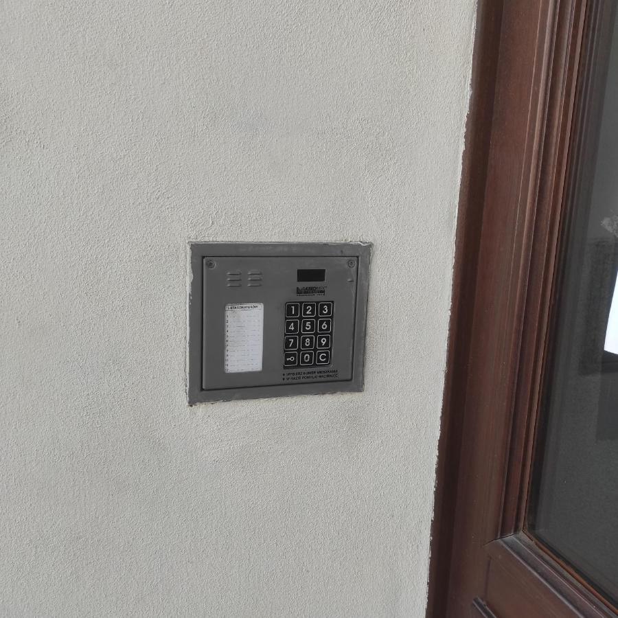 Apartament Przy Galerii Forum Gliwice Witkiewicza Exterior photo